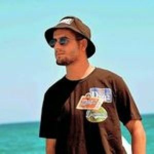 Meet your Posher, Simon